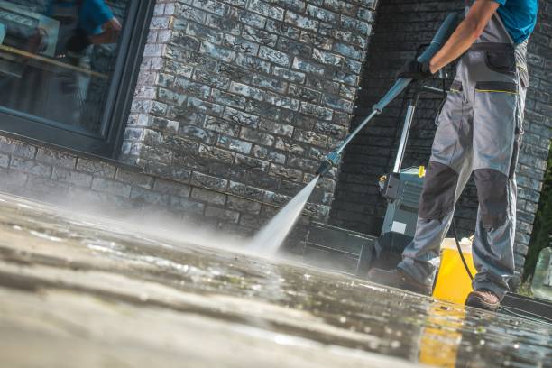 Best Sidewalk and Walkway Cleaning  in Bridgeport, OH